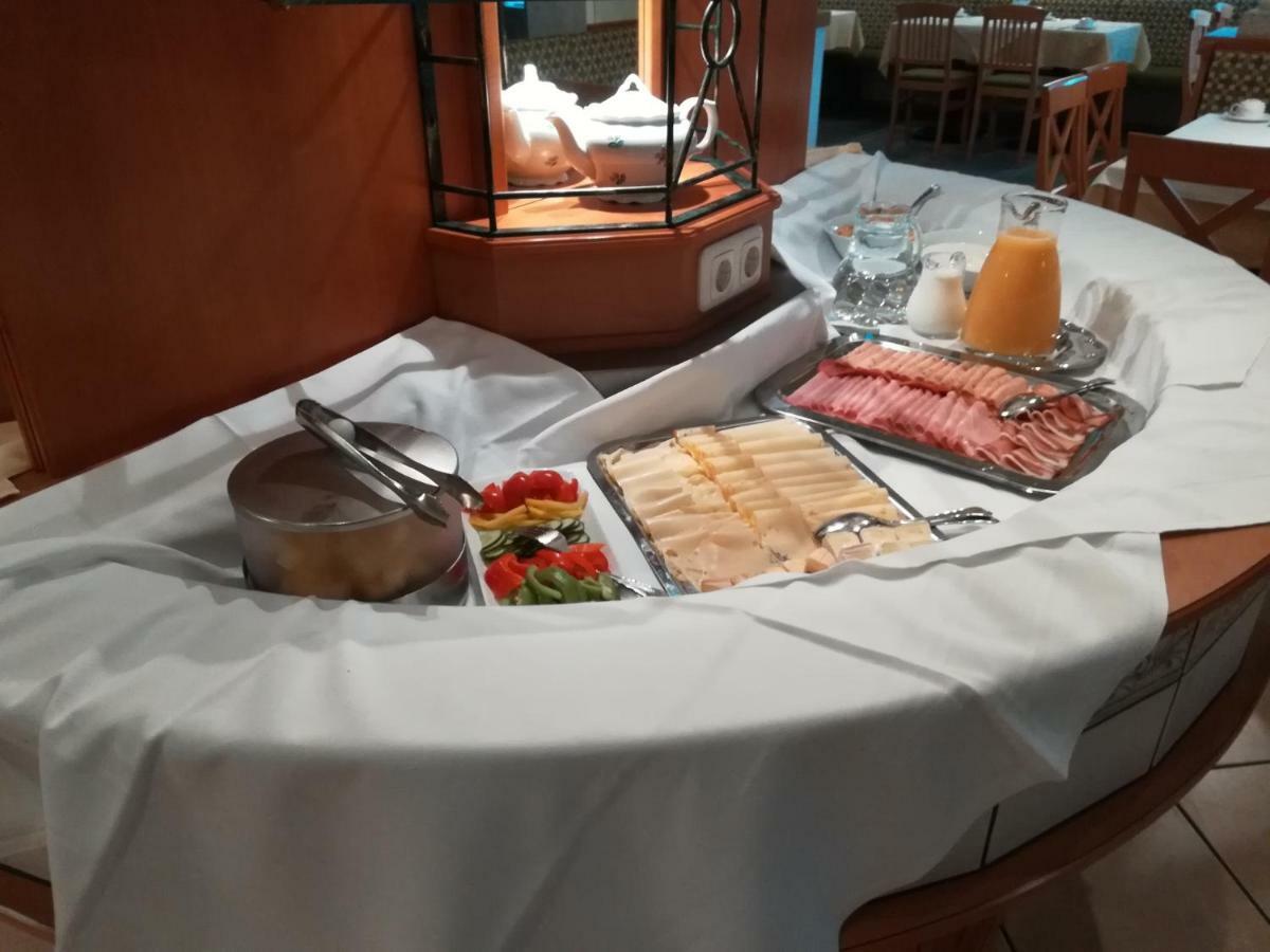 Leonsteinerhof Bed & Breakfast Luaran gambar